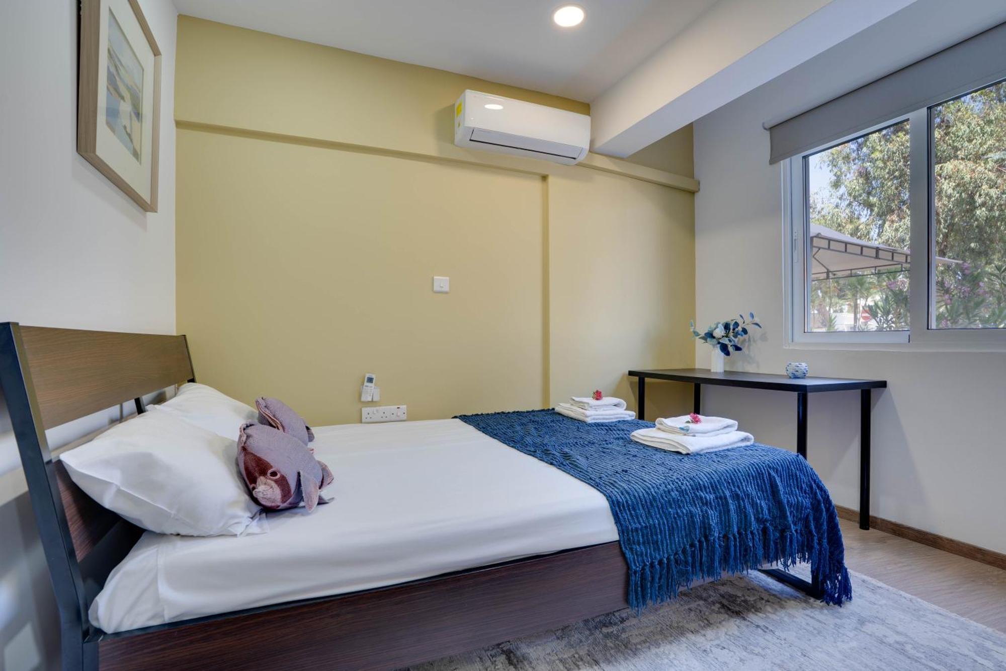 Atlantis Apartments 50M From Makenzy Seafront Ларнака Екстериор снимка