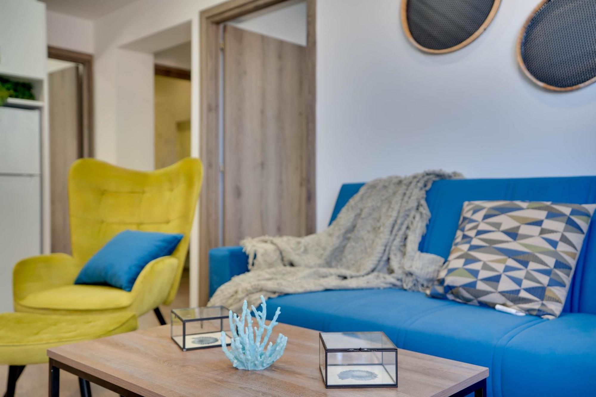 Atlantis Apartments 50M From Makenzy Seafront Ларнака Екстериор снимка
