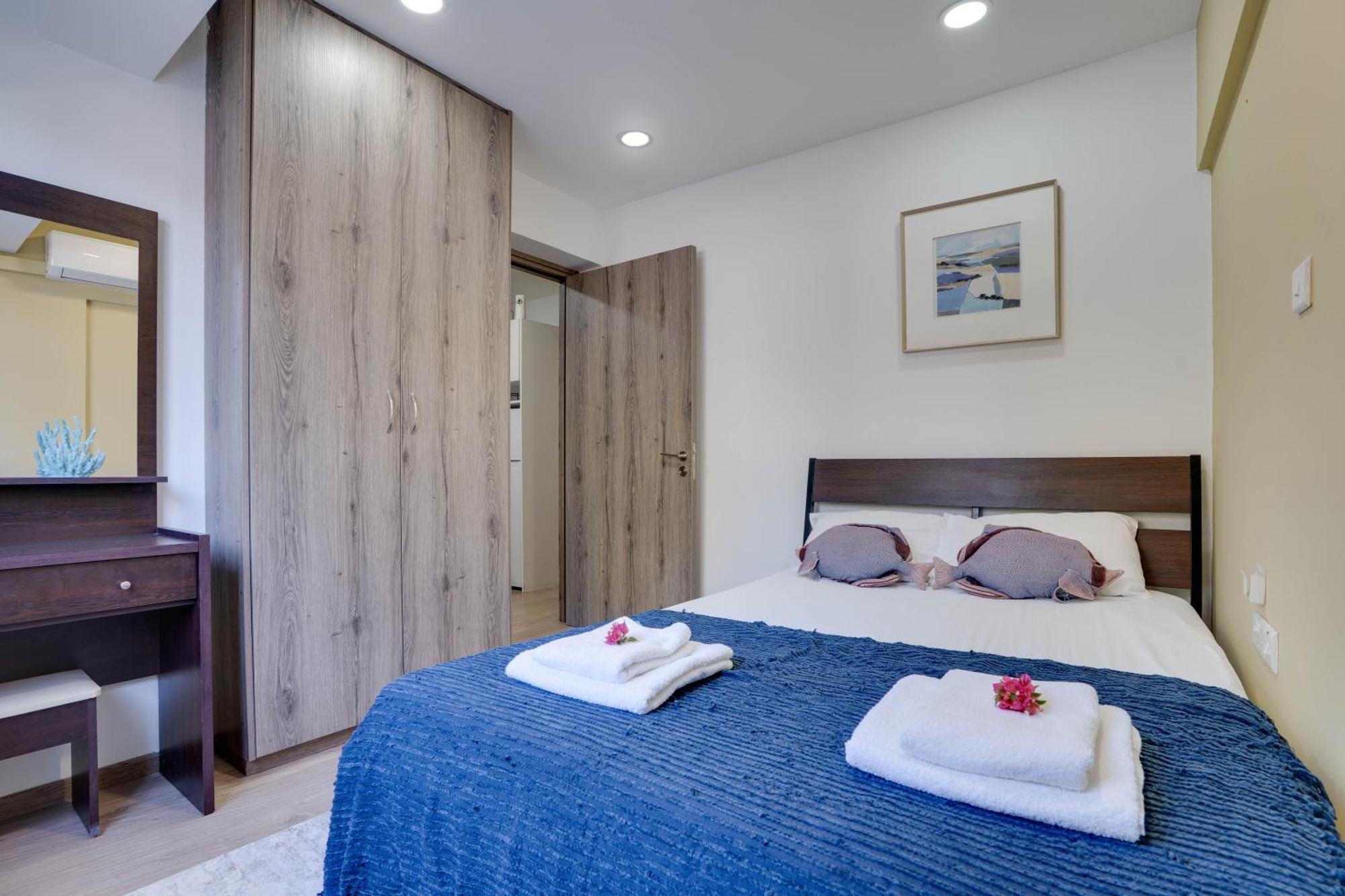 Atlantis Apartments 50M From Makenzy Seafront Ларнака Екстериор снимка
